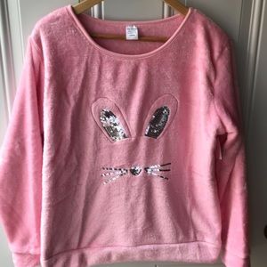 NWT Fuzzy Bunny Long sleeve fleece pullover sz. L